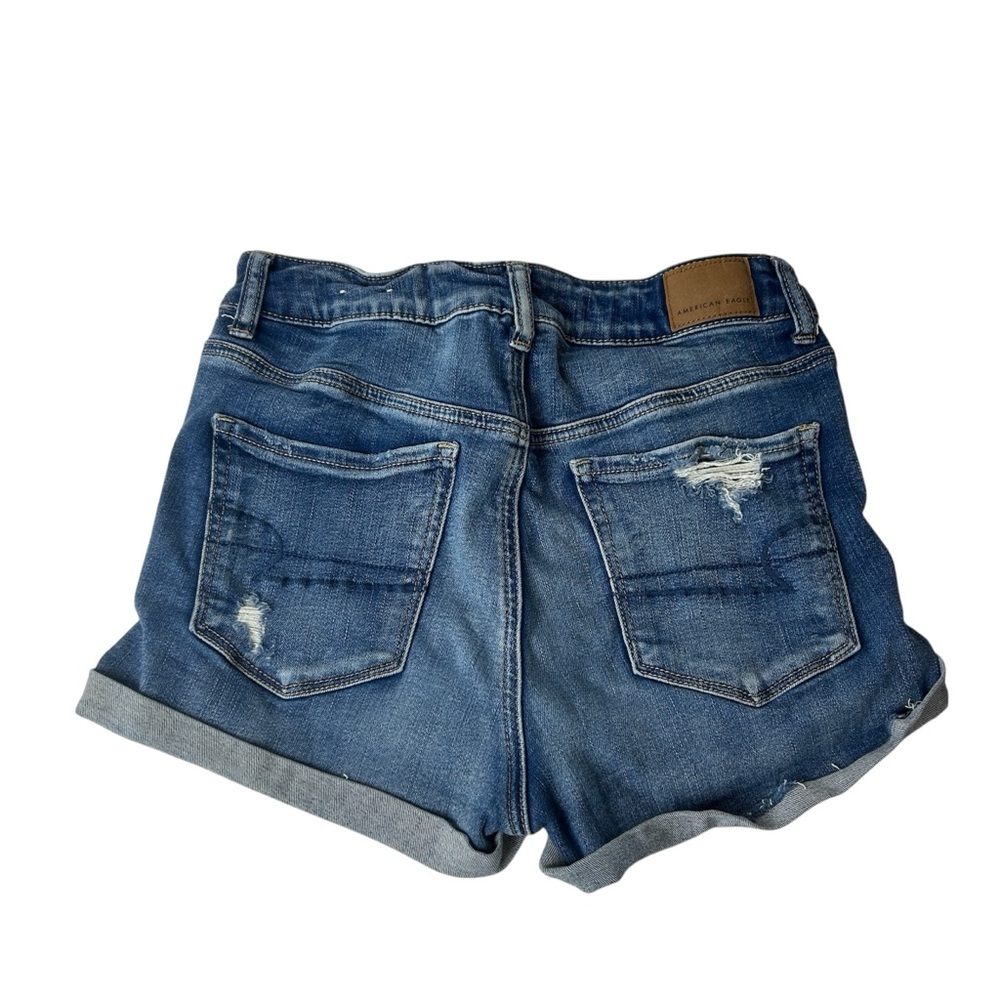 American Eagle Women’s Shorts Size 8 Distressed Dark Medium Wash Hi Rise Shortie - Picture 4 of 10